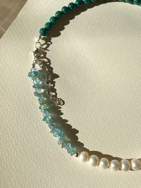 &laquo;The magic of nature&raquo; Apatite, Pearl, Labradorite and Malachite Necklace